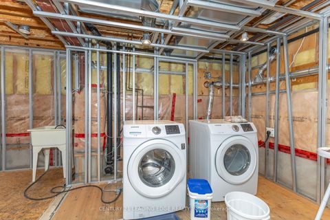 Photo 45 at 20 Bucksaw Drive, Vellore Village, Vaughan