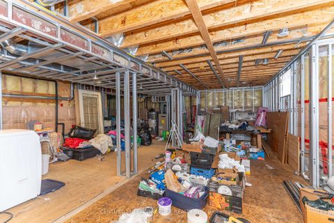 Photo 46 at 20 Bucksaw Drive, Vellore Village, Vaughan