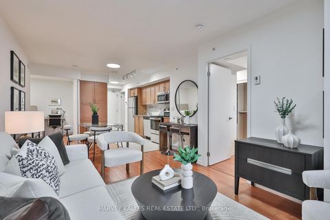 Photo 3 at 403 - 830 Lawrence Avenue W, Glen Park, Toronto