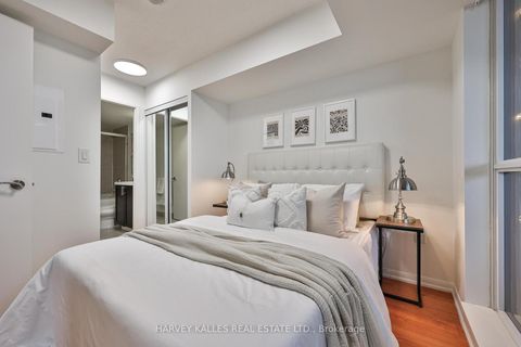 Photo 13 at 403 - 830 Lawrence Avenue W, Glen Park, Toronto