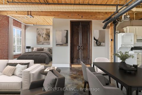 Photo 2 at 405 - 426 Queen Street E, Moss Park, Toronto