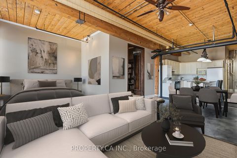 Photo 5 at 405 - 426 Queen Street E, Moss Park, Toronto