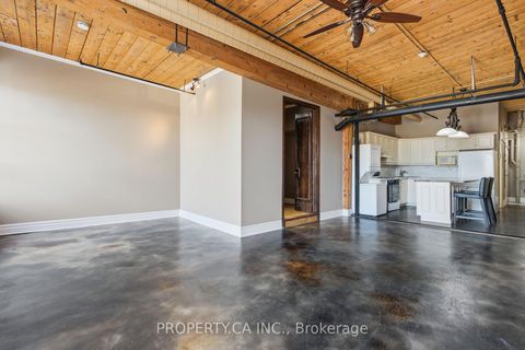 Photo 6 at 405 - 426 Queen Street E, Moss Park, Toronto