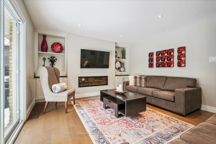 Photo 7 at 1466 Flaminia Court, Clarkson, Mississauga