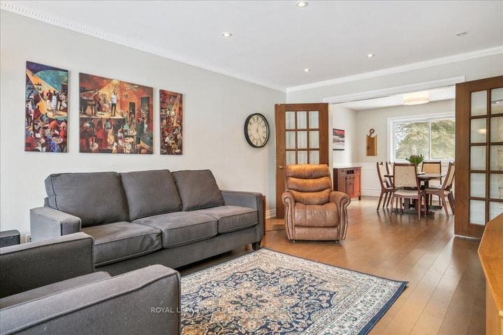 Photo 13 at 1466 Flaminia Court, Clarkson, Mississauga