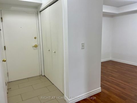 Photo 6 at 128 - 684 Warden Avenue, Birchmount, Toronto