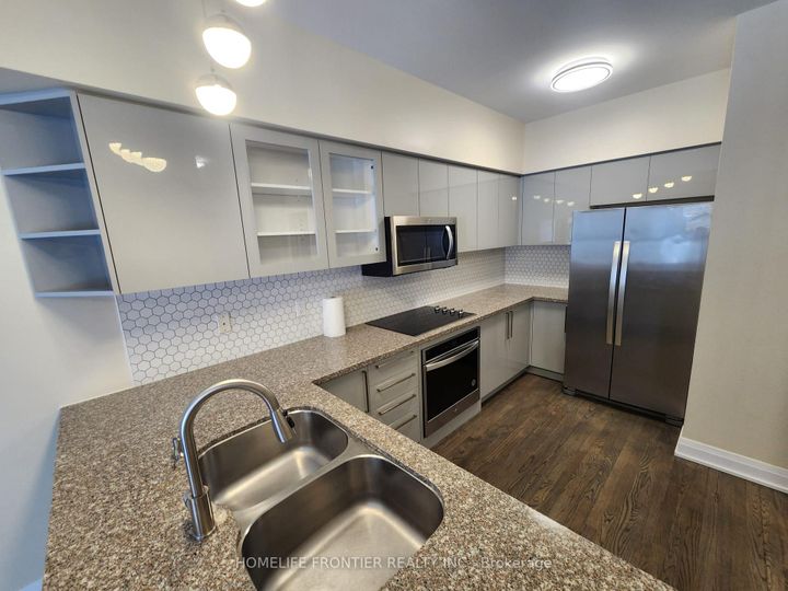 Photo 5 at 289 - 23 Observatory Lane, Observatory, Richmond Hill