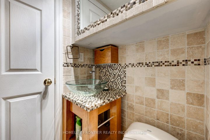 Photo 26 at 289 - 23 Observatory Lane, Observatory, Richmond Hill