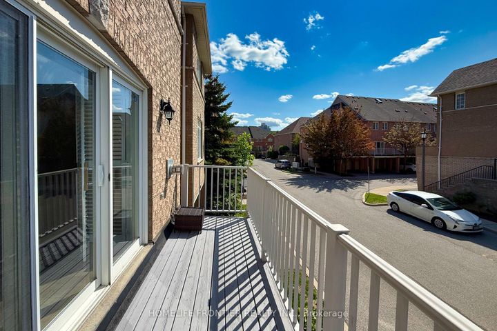 Photo 27 at 289 - 23 Observatory Lane, Observatory, Richmond Hill