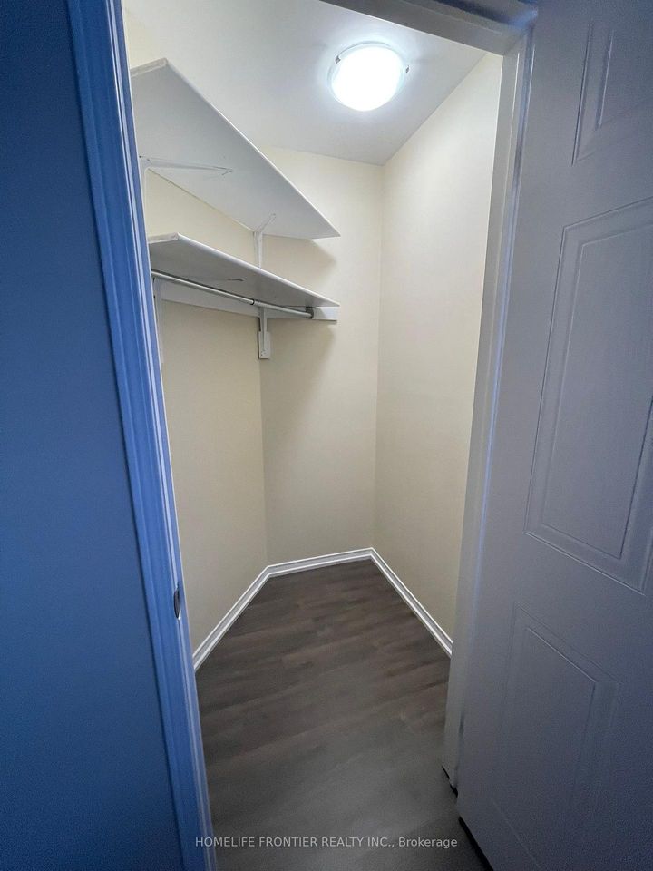 Photo 31 at 289 - 23 Observatory Lane, Observatory, Richmond Hill