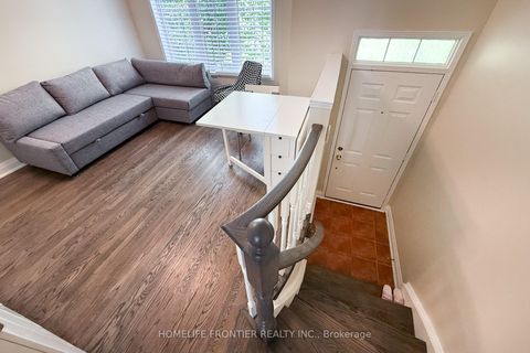 Photo 15 at 289 - 23 Observatory Lane, Observatory, Richmond Hill