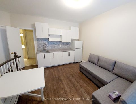 Photo 17 at 289 - 23 Observatory Lane, Observatory, Richmond Hill