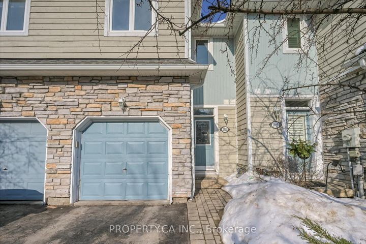 Photo 32 at 46 - 1051 On Bogart Circle, College Manor, Newmarket
