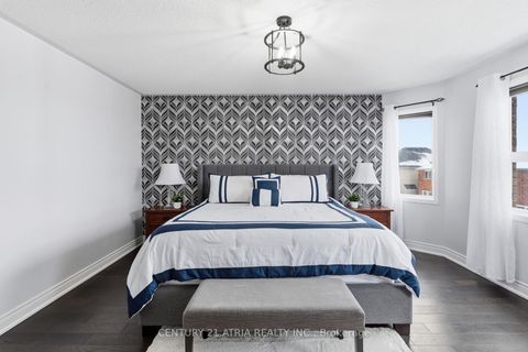 Photo 9 at 18 Abbott Avenue, Bayview Northeast, Aurora