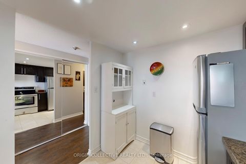 Photo 27 at PH504 - 5785 Yonge Street, Newtonbrook East, Toronto