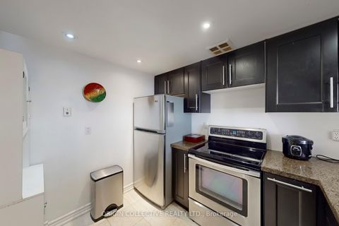 Photo 30 at PH504 - 5785 Yonge Street, Newtonbrook East, Toronto