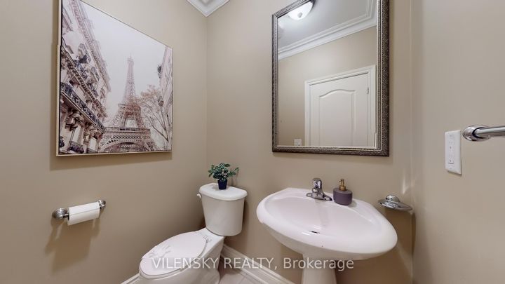 Photo 21 at 64 Cezanne Trail, Patterson, Vaughan