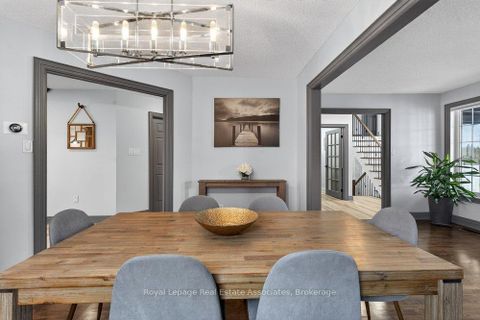 Photo 9 at 84 Loon Avenue, Painswick South, Barrie