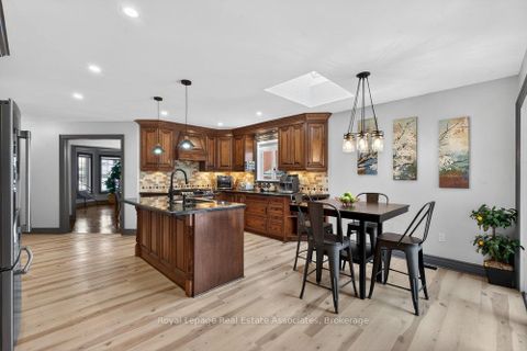 Photo 15 at 84 Loon Avenue, Painswick South, Barrie