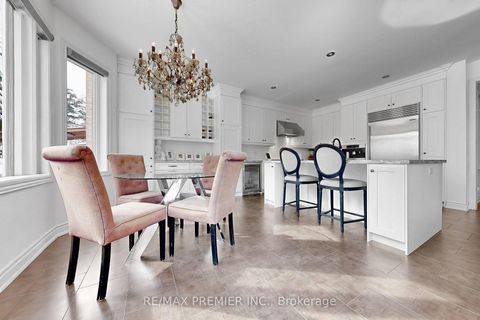 Photo 13 at 176 Headwind Boulevard, Vellore Village, Vaughan