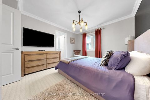 Photo 22 at 176 Headwind Boulevard, Vellore Village, Vaughan