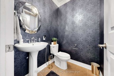 Photo 40 at 176 Headwind Boulevard, Vellore Village, Vaughan