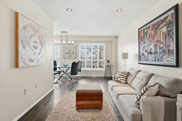 Photo 4 at 35 - 346 Highland Road W, Stoney Creek Mountain, Hamilton