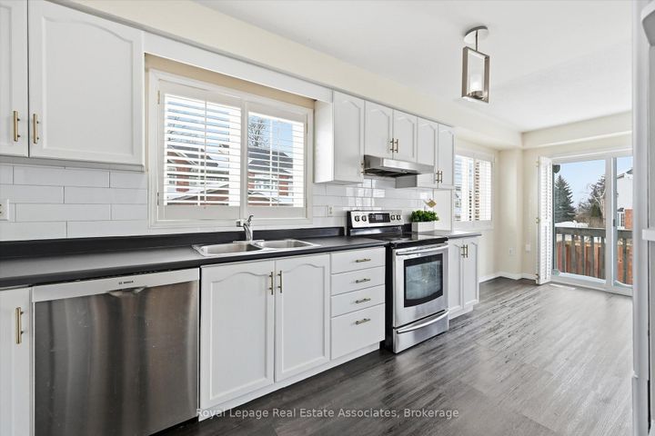 Photo 16 at 35 - 346 Highland Road W, Stoney Creek Mountain, Hamilton