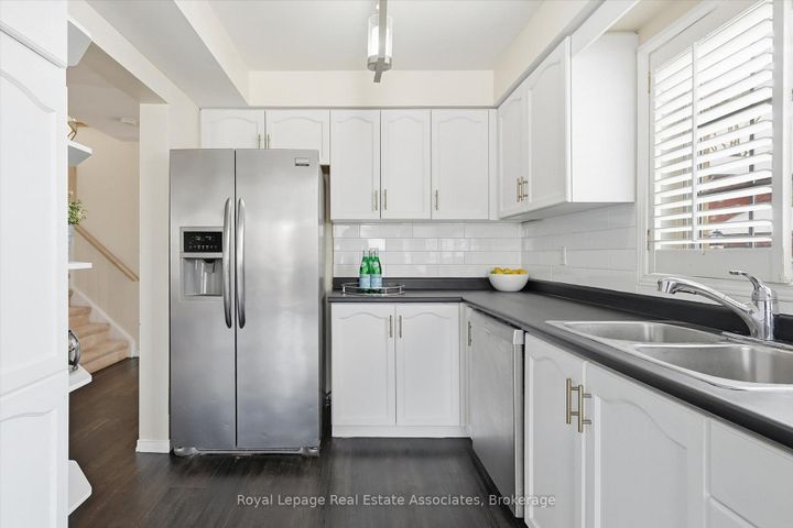 Photo 18 at 35 - 346 Highland Road W, Stoney Creek Mountain, Hamilton