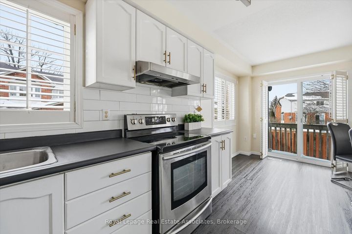 Photo 19 at 35 - 346 Highland Road W, Stoney Creek Mountain, Hamilton