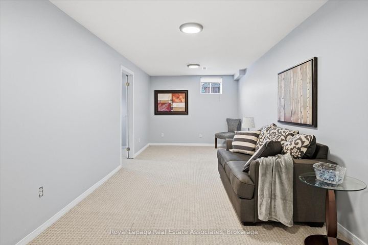 Photo 32 at 35 - 346 Highland Road W, Stoney Creek Mountain, Hamilton