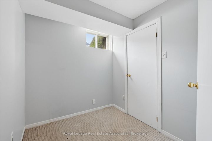 Photo 34 at 35 - 346 Highland Road W, Stoney Creek Mountain, Hamilton