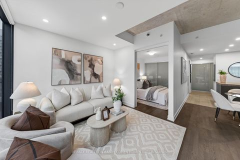 Photo 16 at 732 - 629 King Street W, Waterfront Communities C1, Toronto