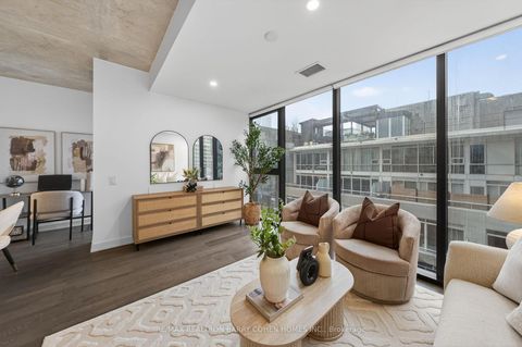 Photo 17 at 732 - 629 King Street W, Waterfront Communities C1, Toronto