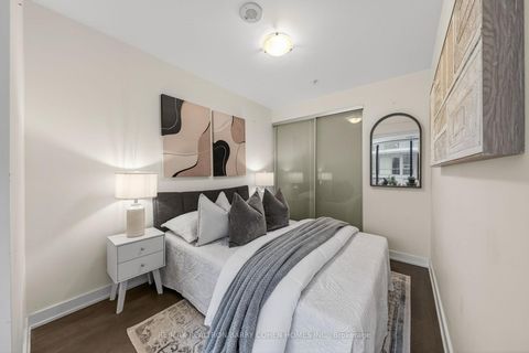 Photo 19 at 732 - 629 King Street W, Waterfront Communities C1, Toronto