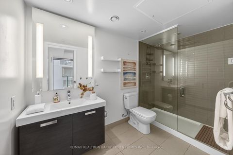 Photo 25 at 732 - 629 King Street W, Waterfront Communities C1, Toronto