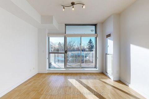 Photo 7 at 404 - 601 Kingston Road, The Beaches, Toronto