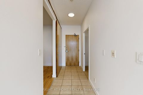 Photo 29 at 404 - 601 Kingston Road, The Beaches, Toronto