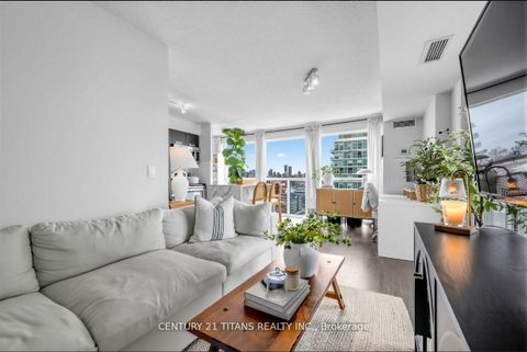 Photo 1 at 2102 - 100 Western Battery Road N, Niagara, Toronto