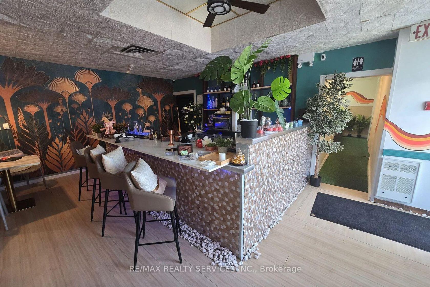 369 Keele Street, Junction Area, Toronto photo number 2