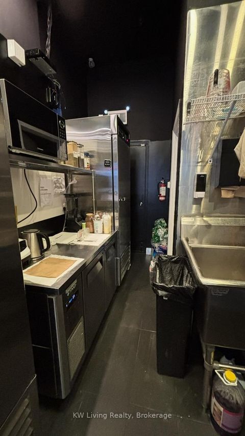 Photo 3 at 15 - 5 Northtown Way, Willowdale East, Toronto