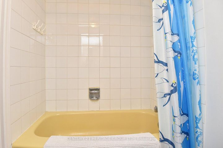 Photo 28 at 1022 Willowdale Avenue, Newtonbrook East, Toronto