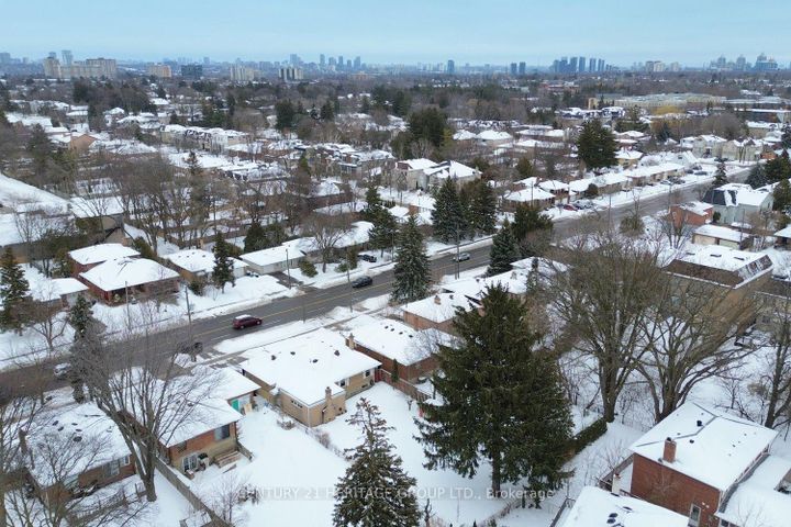 Photo 41 at 1022 Willowdale Avenue, Newtonbrook East, Toronto
