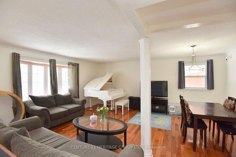 Photo 5 at 1022 Willowdale Avenue, Newtonbrook East, Toronto