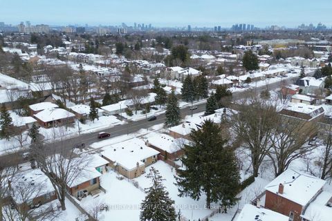 Photo 41 at 1022 Willowdale Avenue, Newtonbrook East, Toronto