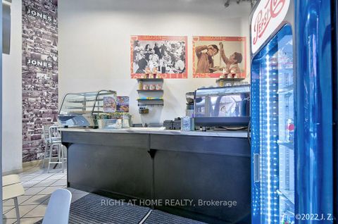 Photo 4 at Unit 9 - 1033 Bay Street, Bay Street Corridor, Toronto