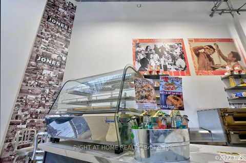 Photo 8 at Unit 9 - 1033 Bay Street, Bay Street Corridor, Toronto