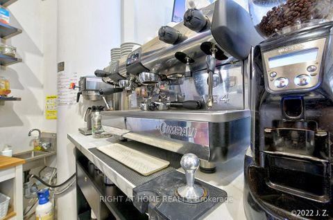 Photo 12 at Unit 9 - 1033 Bay Street, Bay Street Corridor, Toronto