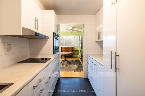 Photo 8 at 507 - 120 Rosedale Valley Road, Moore Park, Toronto