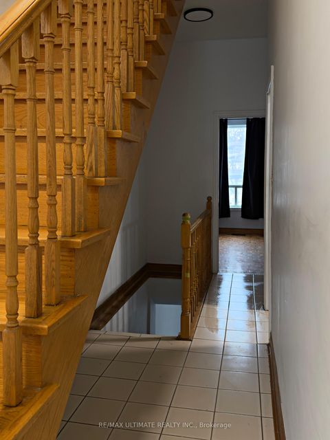 Photo 22 at 33 Shannon Street, Bellwoods, Toronto